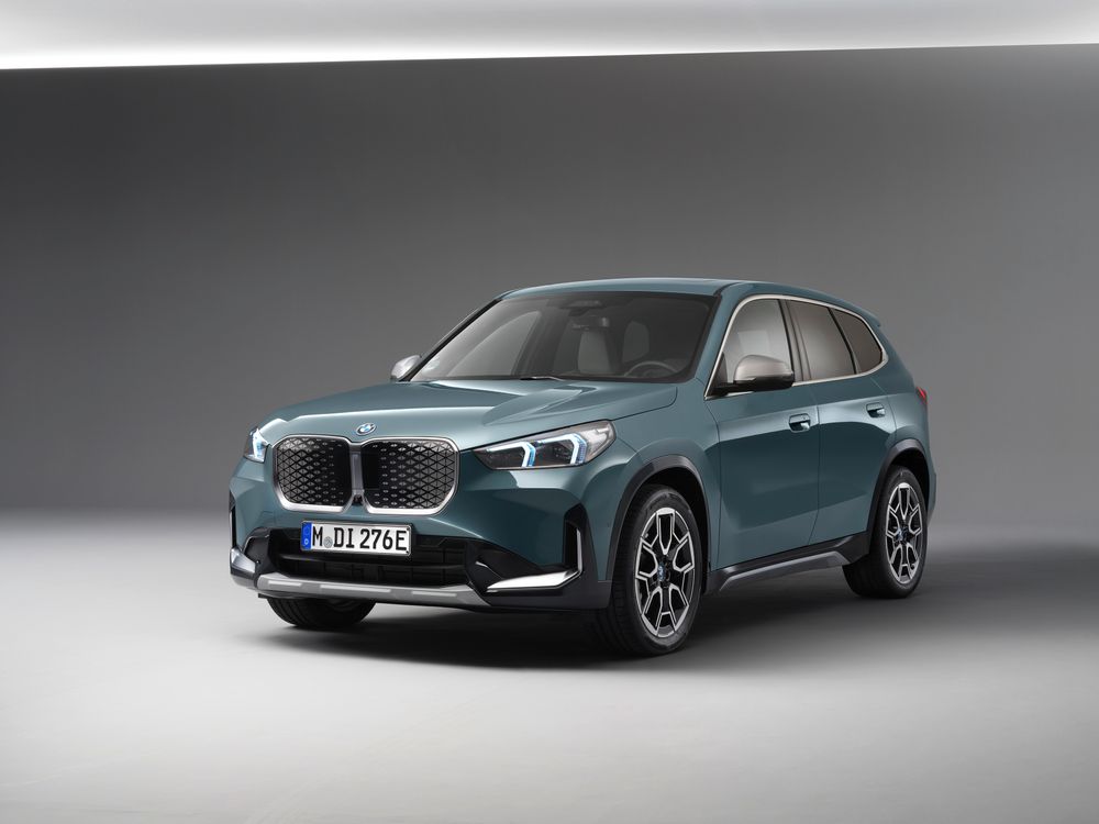 BMW iX1